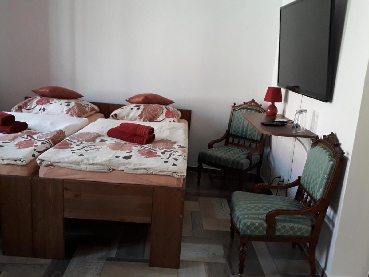 Senk U Kovarny Marianske Lazne Ngoại thất bức ảnh